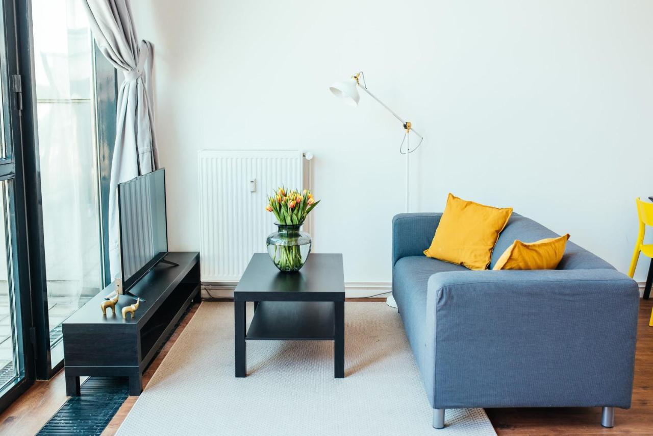 Fantastic Loft With Balcony Lägenhet Berlin Exteriör bild